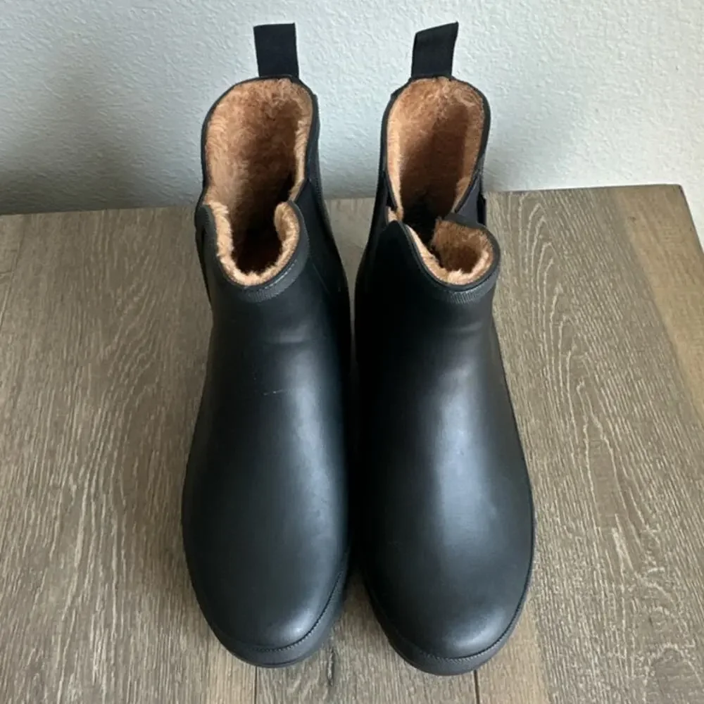 Chooka Plush Chelsea Rain Boot Women's Size 8 Black Waterproof Memory Foam